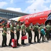 Vietjet transporta casi mil efectivos a Ciudad Ho Chi Minh para apoyar la lucha antipandémica