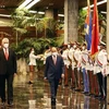 Presidente cubano da la bienvenida a su par vietnamita Nguyen Xuan Phuc