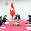 Premier vietnamta insta a fortalecer las relaciones comerciales con Reino Unido