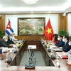 Vietnam y Cuba agilizan cooperación en cultura, deportes y turismo 