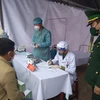 Fuerzas militares de Vietnam y Laos brindan atención médica a pobladores en zonas limítrofes
