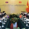 Vietnam y Laos promueven inversión en la infraestructura para facilitar comercio transfronterizo