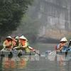 Complejo turístico Trang An recibe a miles de turistas en el día de reapertura