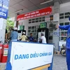 Disminuyen precios de gasolina en Vietnam