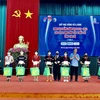 Otorgan en Vietnam becas a estudiantes de minorías étnicas