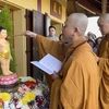 Vietnamitas en Francia celebran nacimiento de Buda