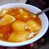 Compota de yuca dulce, comida callejera especial en Hanoi