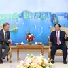 Primer ministro de Vietnam recibe al embajador saliente de Reino Unido