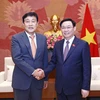 Presidente de Asamblea Nacional de Vietnam recibe a representante de Grupo surcoreano Hana