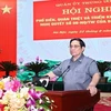 Premier vietnamita exige impulsar desarrollo de industria de defensa nacional 