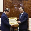 Vietnam ofrece condiciones favorables para inversores surcoreanos, afirma presidente