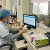 Más de 11 mil centros médicos vietnamitas buscan información mediante tarjetas de identificación con chip