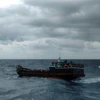 Rescatan barco pesquero extranjero accidentado en mar vietnamita