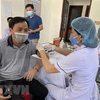 Número de nuevos contagios de COVID-19 en Vietnam disminuye a 242 casos este domingo