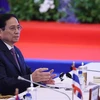 Premier vietnamita asiste a XVII Cumbre de Asia Oriental