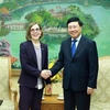 Vicepremier vietnamita recibe a gobernadora del estado de Oregón