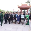Funcionarios laosianos concluyen visita a provincia vietnamita
