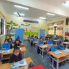 Binh Lieu busca aumentar la presencia de la indumentaria tradicional en las escuelas