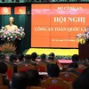 Premier vietnamita alaba aportes de la policía popular a desarrollo nacional