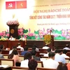 Instan a promover humanidad en el periodismo en una conferencia en Hanoi