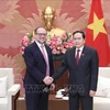 Vicepresidente parlamentario vietnamita recibe a canciller austriaco