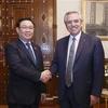 Titular parlamentario vietnamita se reúne con presidente argentino