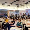 Estudiantes vietnamitas interesados en educación en Malasia
