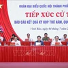 Dirigente legislativo vietnamita se reúne con votantes de Hai Phong