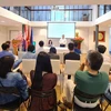 Intelectuales vietnamitas en los Países Bajos discuten sobre TI y cambio climático