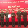 Concluye curso de idioma laosiano para oficiales y soldados guardafronteras en Son La