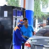 Vietnam gasta cerca de cinco mil millones de dólares en importaciones de gasolina y petróleo