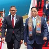 Premier vietnamita llega a Indonesia para asistir a la 43ª Cumbre de ASEAN