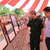 Exhiben mapas y documentos sobre Hoang Sa y Truong Sa de Vietnam