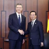 Presidente de Vietnam recibe al gobernador del estado de California