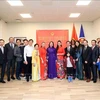 Vicepresidenta visita comunidad vietnamita en Noruega