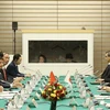 Presidente de Vietnam conversa con primer ministro de Japón