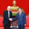 Dirigente partidista vietnamita recibe al ministro de Agricultura Productiva y Tierras de Venezuela