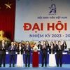 Presidente de Vietnam pide a estudiantes aportar con responsabilidad a su país