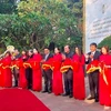 Exposición sobre lago Hoan Kiem desde el pasado hasta el presente