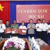 Titular del Legislativo vietnamita visita puerta fronteriza internacional de Moc Bai