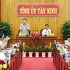 Dirigente legislativo vietnamita trabaja con autoridades de provincia de Tay Ninh