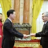 Presidente vietnamita recibe a embajadores de varios países