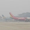 Espesa niebla provoca retrasos de vuelos en aeropuerto de Noi Bai de Hanoi