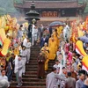 Festival de la Pagoda Huong recibe a 30 mil visitantes el día de su inauguración