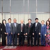 Presidente del Legislativo vietnamita recibe a líderes de corporaciones chinas
