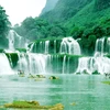 [Video] Cascada de Dambri en Altiplanicie Occidental de Vietnam