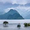 Promueven el turismo comunitario en lago vietnamita de Hoa Binh