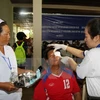 Soins ophtalmologiques gratuits pour les pauvres laotiens