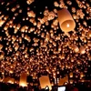 La première fête thaïlandaise des lanternes Loi Krathong au Vietnam