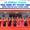 Inauguration de deux nouveaux établissements médicaux à Hanoi